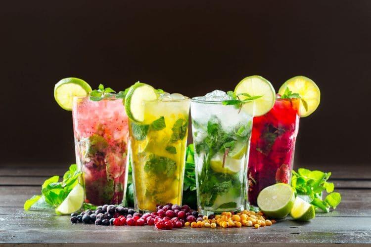Drinki 3-kolorowe – jak się je robi + 5 przepisów