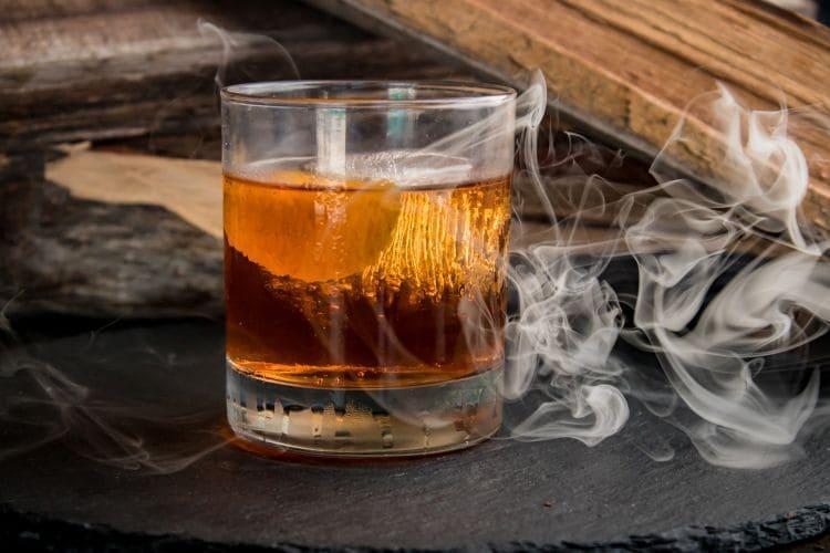 Whisky dymna – co to takiego?